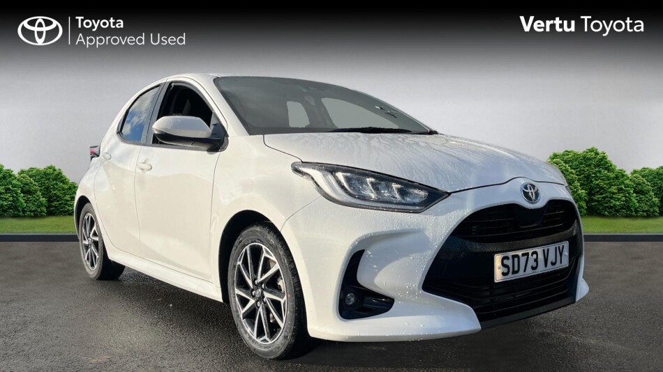 Toyota Yaris 1.5 Hybrid Design 5dr CVT Hybrid Hatchback